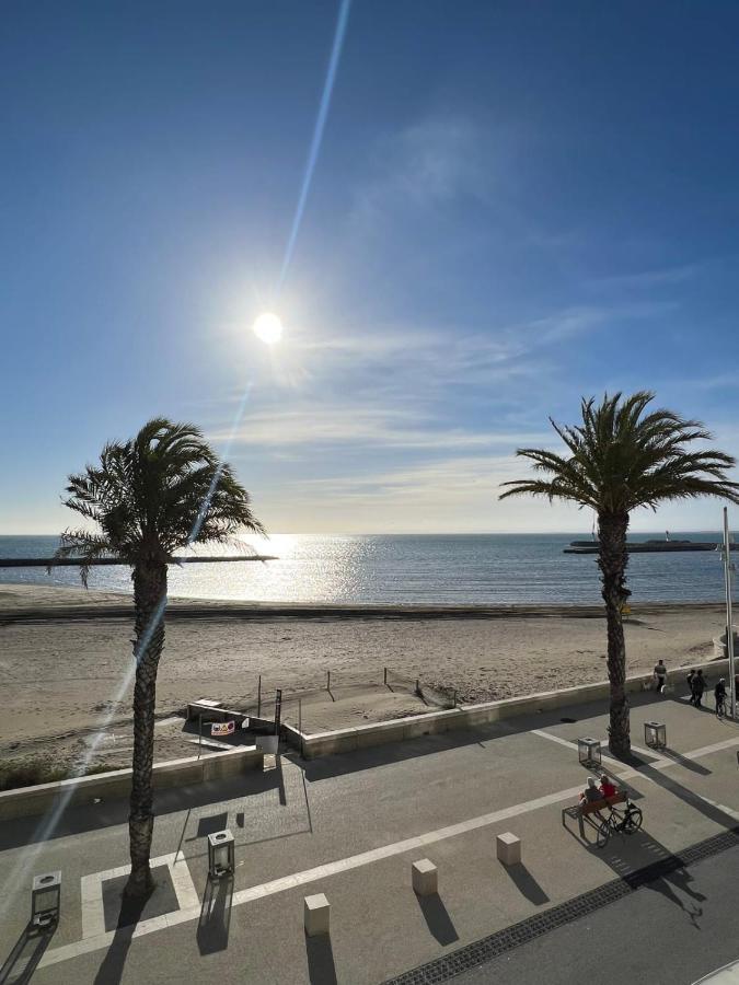 Appartement Mar E Souleu Avec Terrasse Et Vue Mer Au Grau Du Roi Le Grau-du-Roi Dış mekan fotoğraf